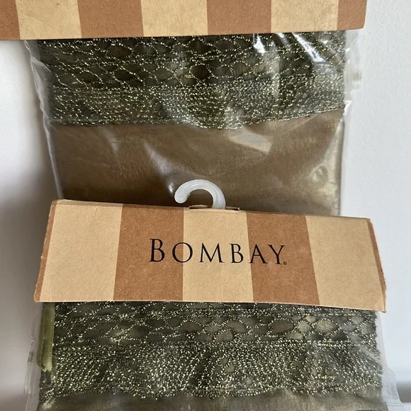 Beautiful Gift Bags Sheer Lace Beaded set of 3 - Picture 7 of 14